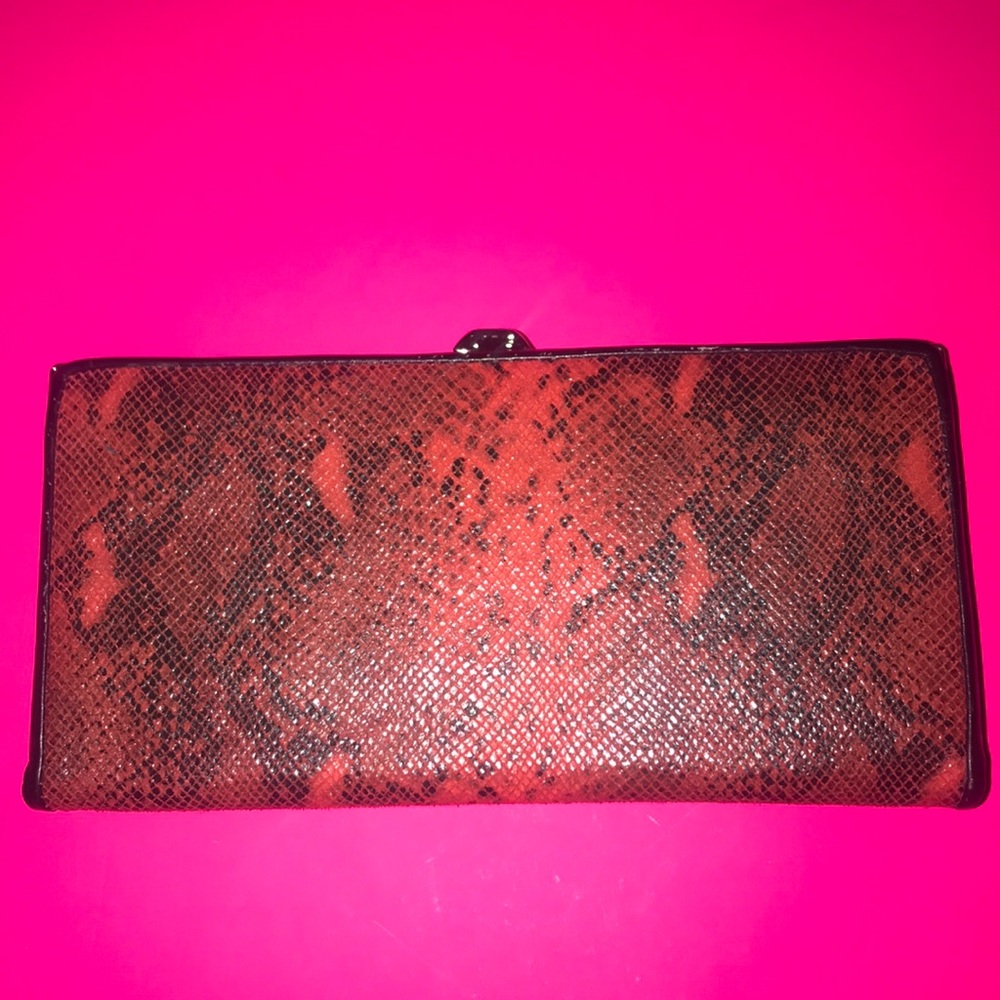 LODIS WALLET!!